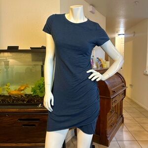 Wasabi+mint short sleeve ruched mini T-shirt dress